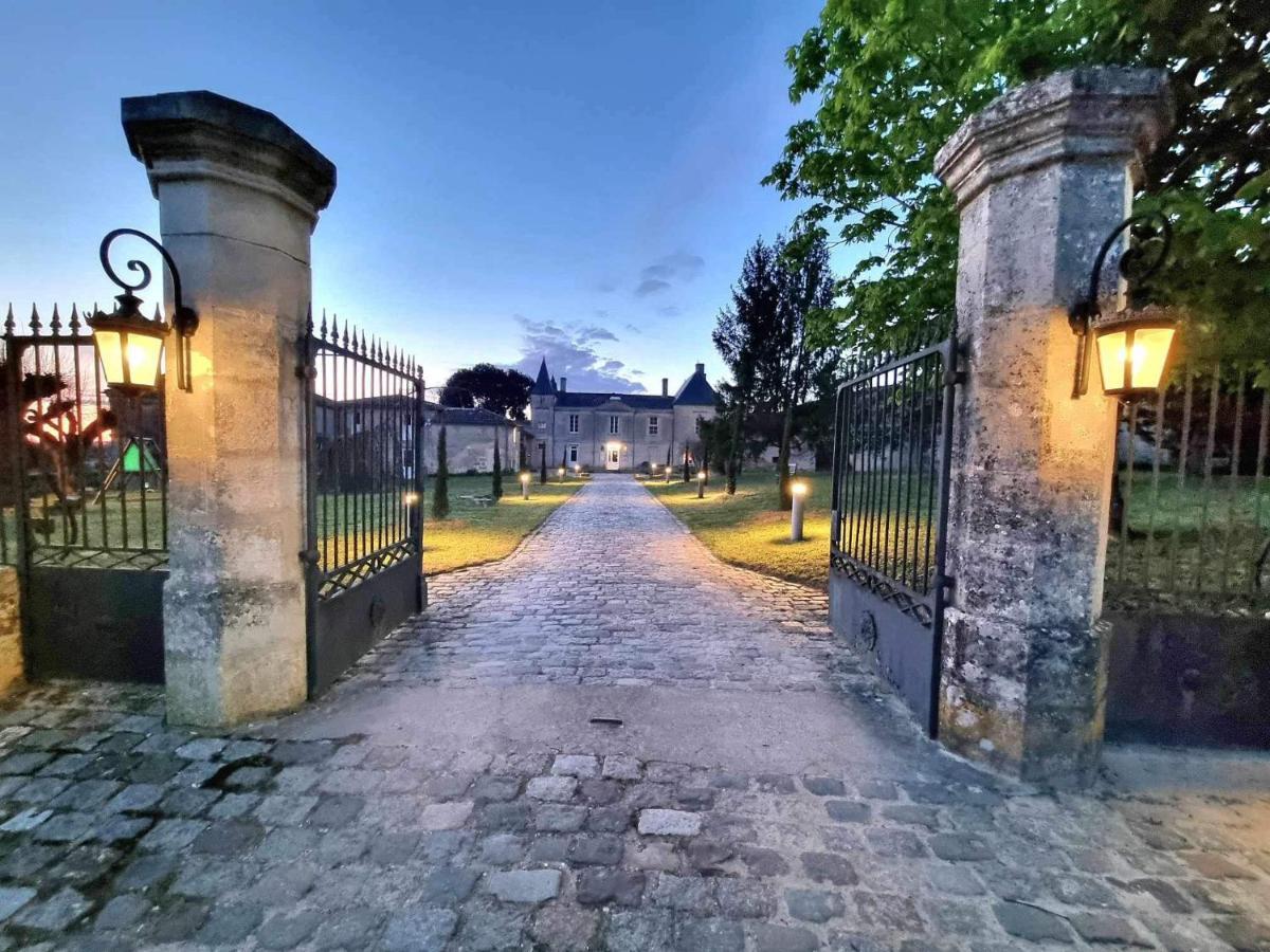 Chateau Fleur De Roques - Puisseguin Saint Emilion Bagian luar foto