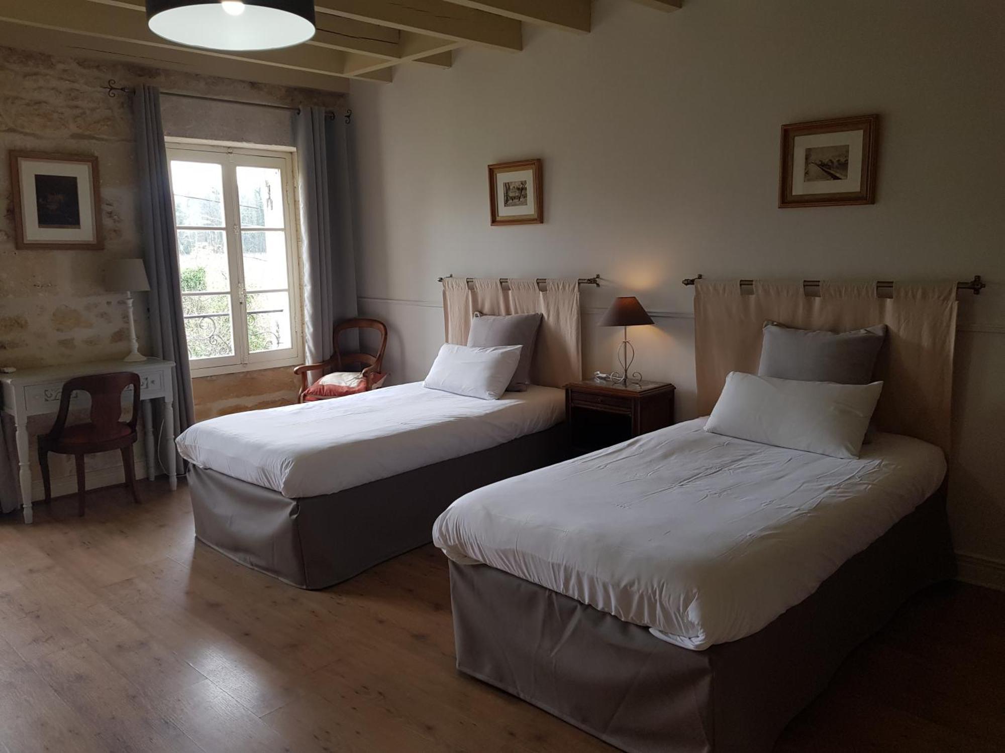 Chateau Fleur De Roques - Puisseguin Saint Emilion Ruang foto